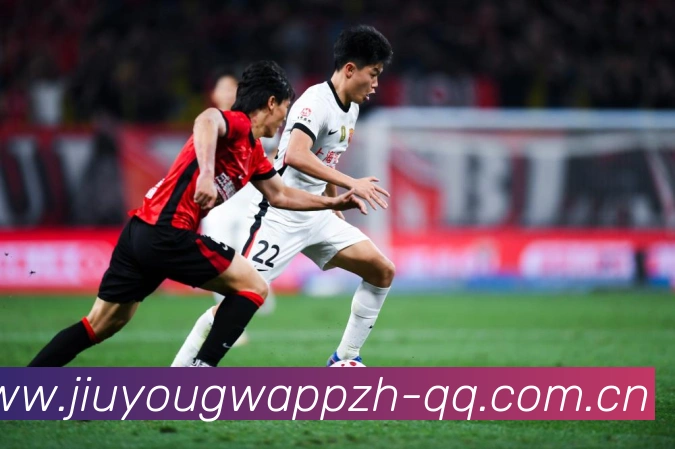 孔令辉乒乓球技术特点与战术价值解析:最新赛事动态与深度分析 孔令辉乒乓球技术特点与战术价值解析:最新赛事动态与深度分析